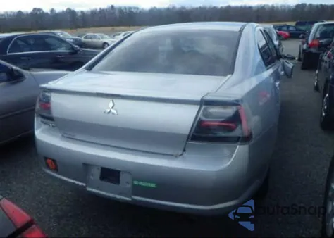 2005 Mitsubishi Galant Es/Ls Medium z USA, uszkodzony, nr VIN 4A3AB36F25E060378